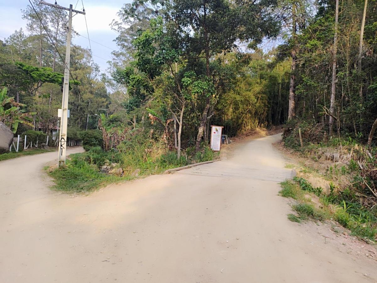 Solar Dos Canarios Sao Bento do Sapucai Bagian luar foto