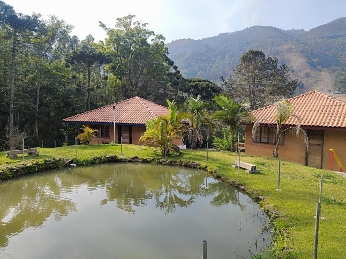 Solar Dos Canarios Sao Bento do Sapucai Bagian luar foto