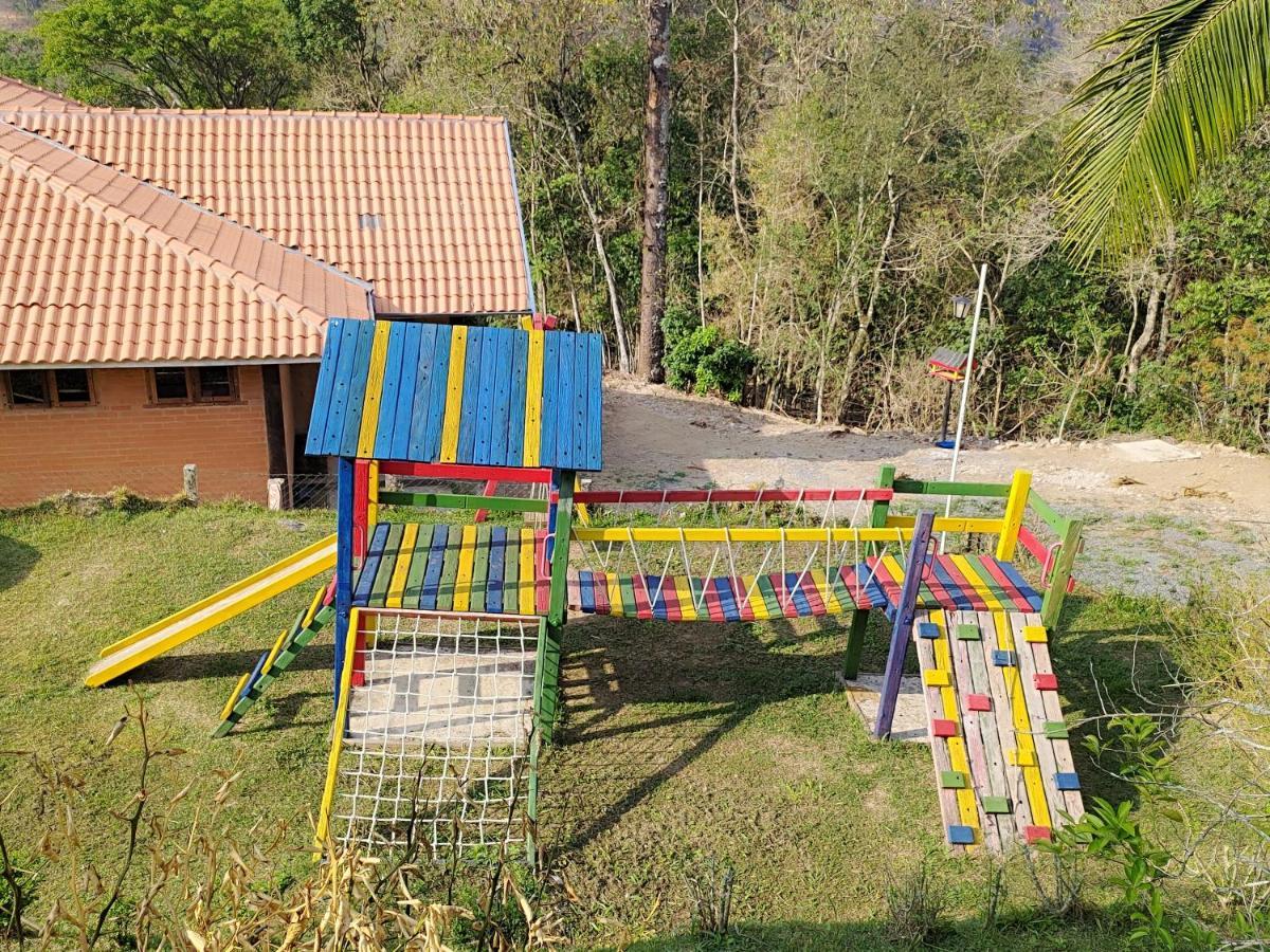Solar Dos Canarios Sao Bento do Sapucai Bagian luar foto